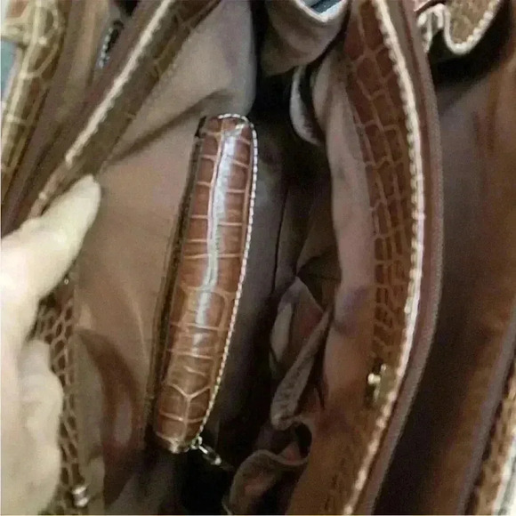 EUC- LIZ CLAIBORNE GATOR EMBOSSED-FAUX
LEATHER-BRIEFCASE/SHOULDER BAG - Picture 9 of 15